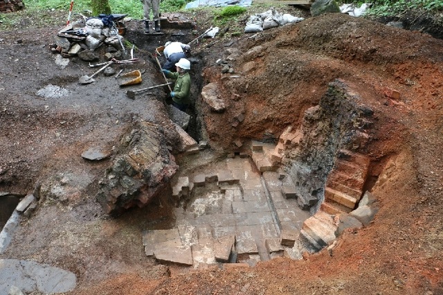 01-2第一高炉(H29年度)-1.jpg 01-2第一高炉(H29年度)-1.jpg