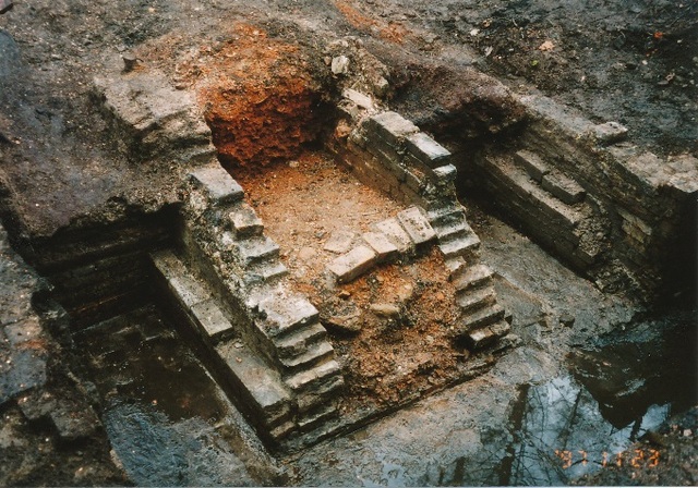 02-5第二高炉燃焼室(H9年度).jpg 02-5第二高炉燃焼室(H9年度).jpg